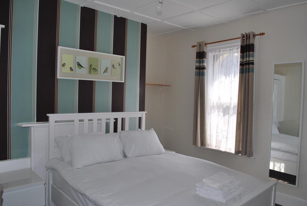 Millifont Guest House Hastings Room photo